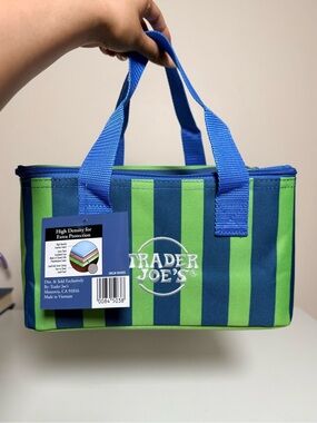NWT Trader Joe’s mini insulated tote bag blue and green stripes
